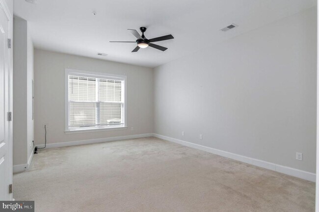 Foto del edificio - 612 Marina Landing Ln