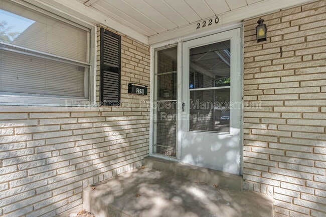 Foto del edificio - 2220 Argo Dr