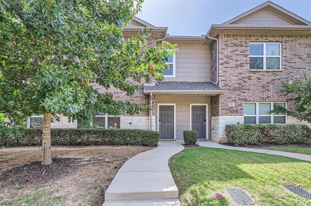 Foto principal - 1320 Lakecrest Ln