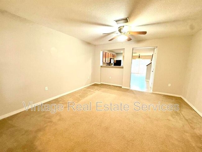 Photo - 10812 Kensington Park Ave Apartment