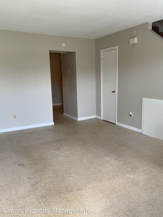 Building Photo - 2 br, 1.5 bath House - 160 A Doctors Circle