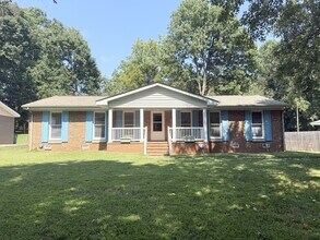 Building Photo - 7008 Crossridge Rd