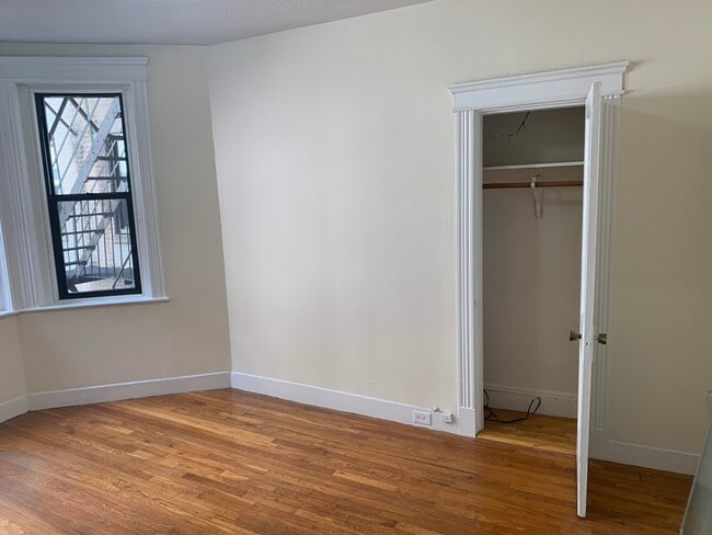 Building Photo - 1148 Commonwealth Ave