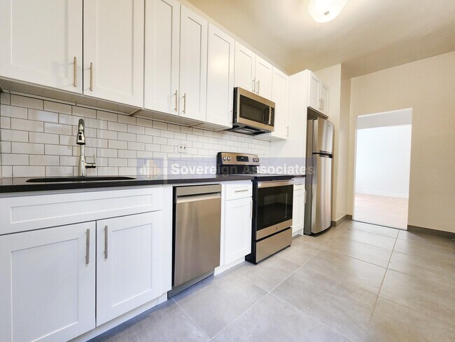 Building Photo - 652 West 163rd Street