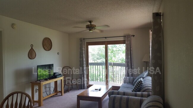 Foto del edificio - 5805 E Bear Paw Dr