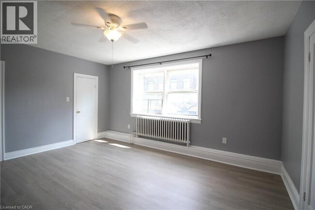 Building Photo - 227 James St N