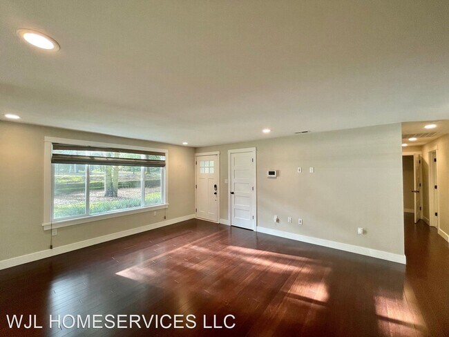 Foto del edificio - 3 br, 3 bath House - 12654 NE 80th St