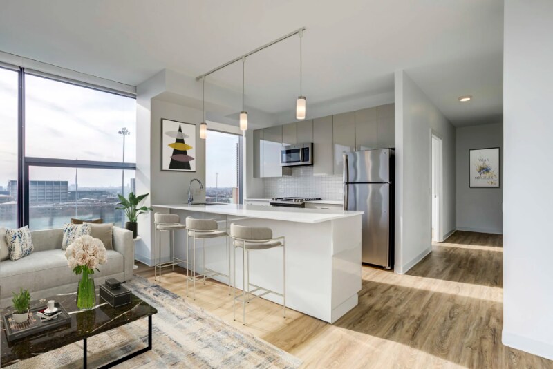 Foto principal - 812 W Van Buren St