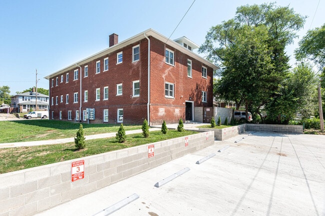 Photo - 5143 Washington St Apartment