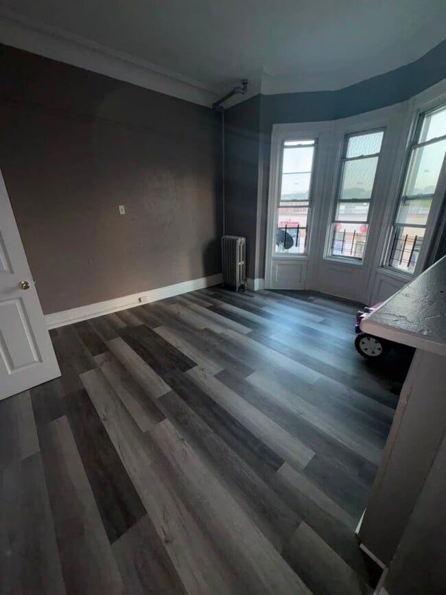Photo - 165 E 3rd St (Mount Vernon, NY) Apartment