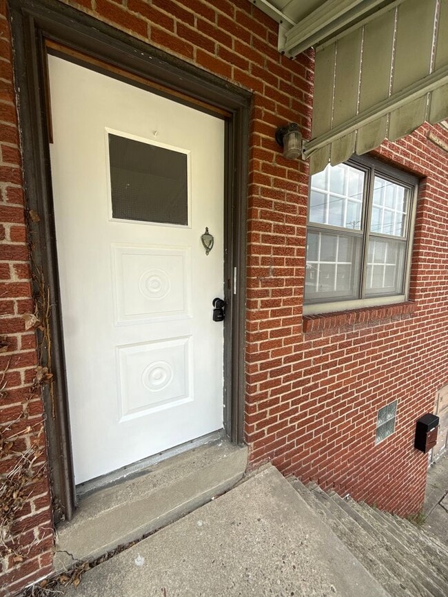 Photo - 1324 Romine Ave House
