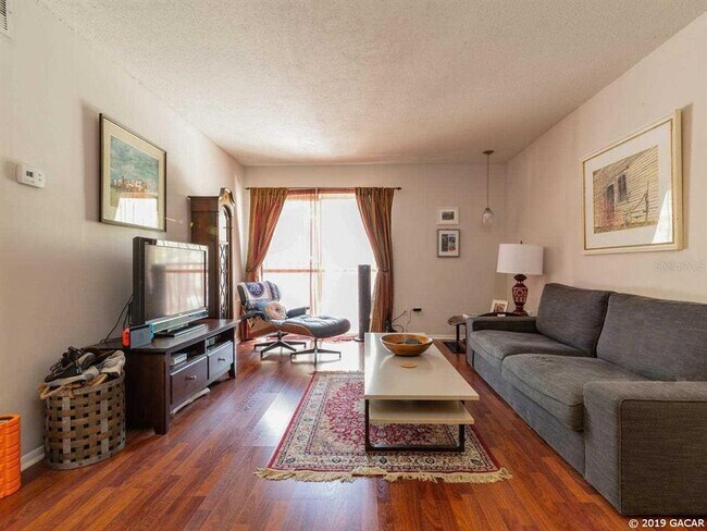 Foto del edificio - 1700 SW 16th Ct