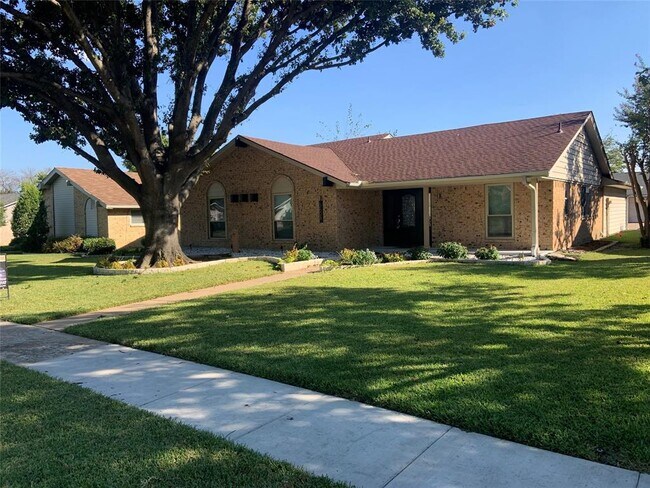 Building Photo - 3608 Claymore Dr
