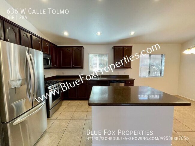 Foto del edificio - 636 W Calle Tolmo