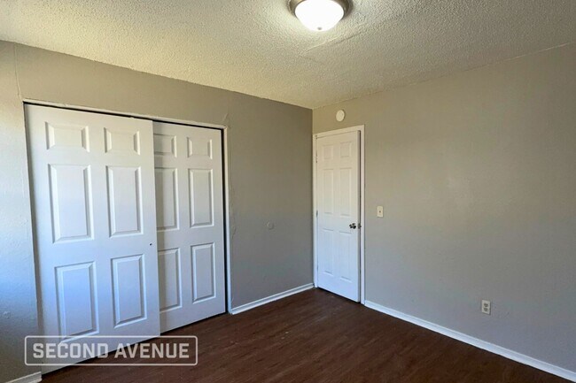 Foto del edificio - 313 NW 121st St