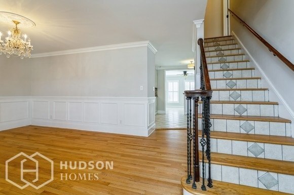 Foto del edificio - 823 E Old Limestone Rd
