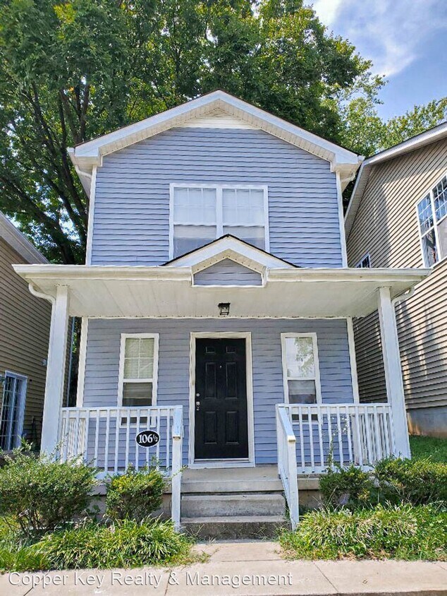 Foto principal - 2 br, 2.5 bath House - 106 1/2 Riverview D...