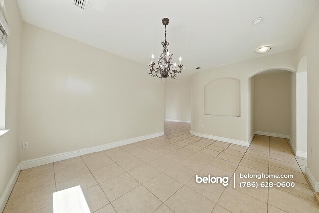 Foto del edificio - 15386 SW 21 Ln