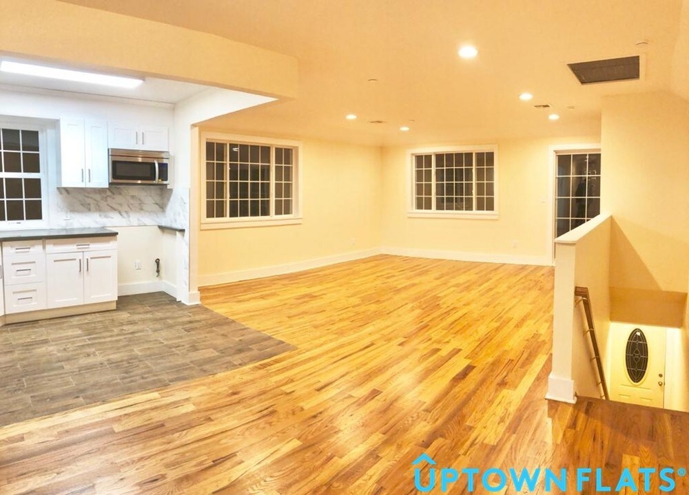 Primary Photo - 1267 E 54th St