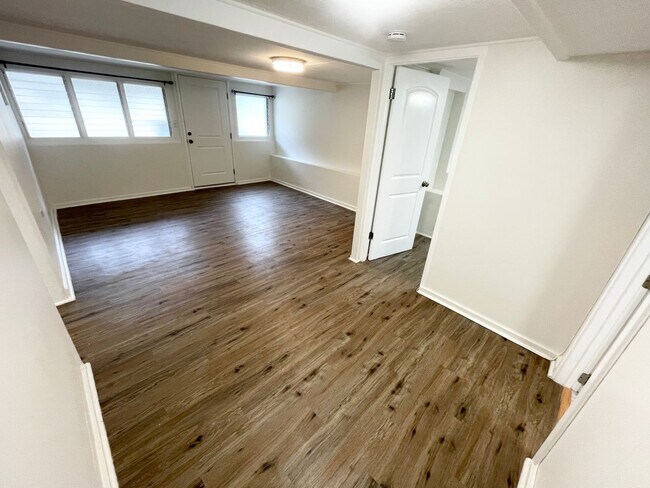 Photo - 2355 Orchid St Apartment