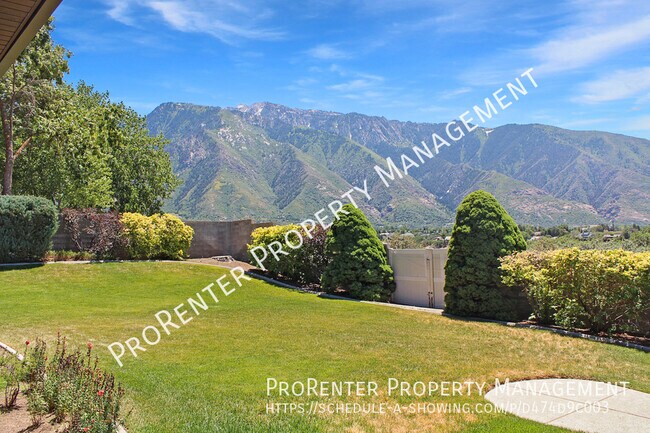 Building Photo - Beautiful Views 4 Bed, 3 Bath Sandy Home