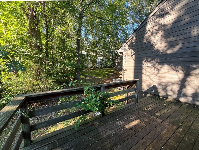 Building Photo - 2BD/2BA In Birnam Wood Behind Stonefield