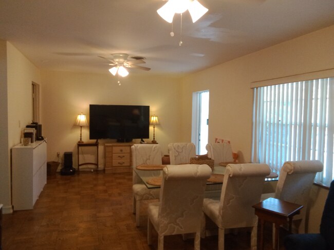 Foto del edificio - 519 S Lakemont Ave