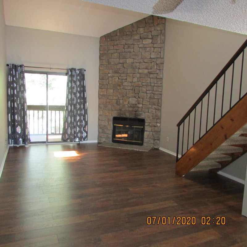 Primary Photo - 220 Wright St