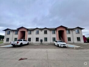 Building Photo - 408 Shiloh Dr