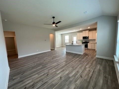 Foto del edificio - 901 Calhoun Dr
