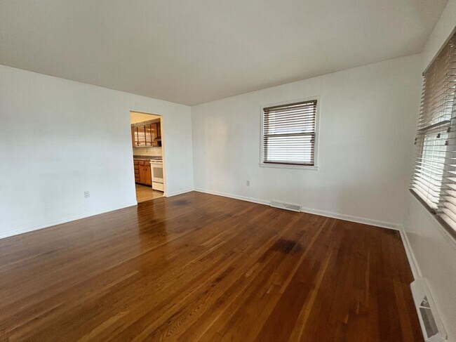 Foto del edificio - 2325 Wilson Blvd