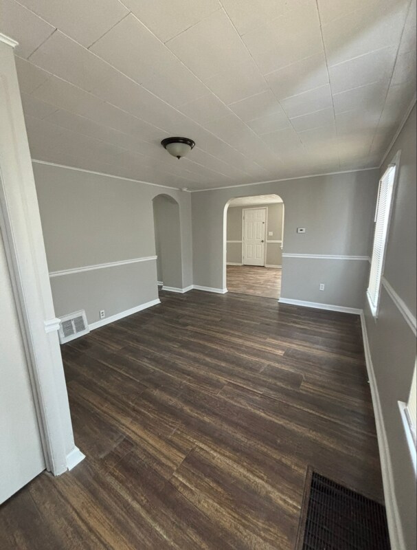 Foto del edificio - 1287 E Mt Morris Rd