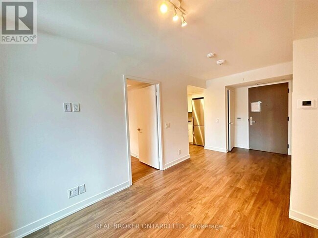 Building Photo - 30-330 Tretti Wy