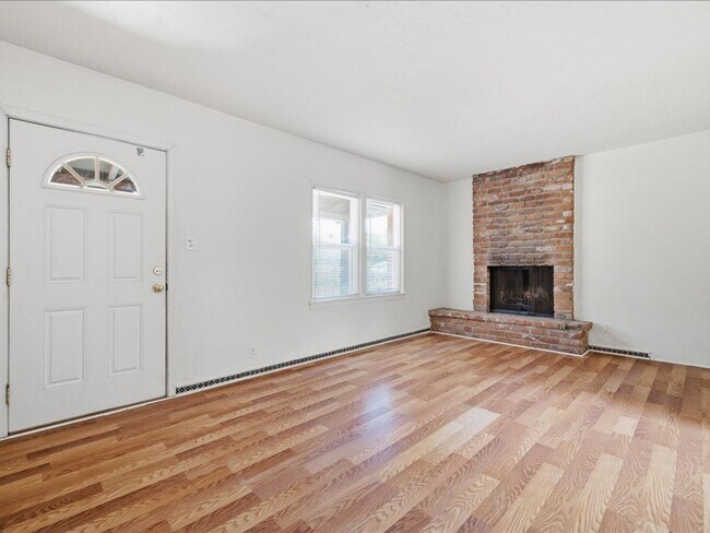 Foto del edificio - 4413 E Whitman St