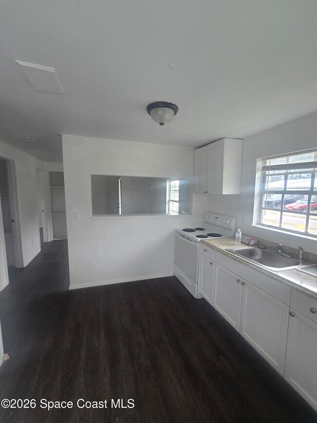 Foto del edificio - 2909 Carver St