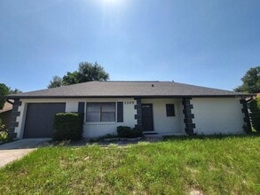 Building Photo - 1305 Calamondin Dr