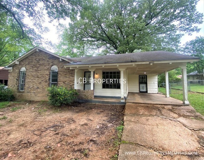Foto del edificio - 4057 Windermere Rd