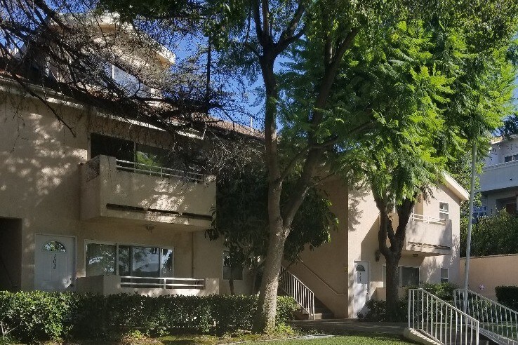 Bldg - 705 E Olive Ave