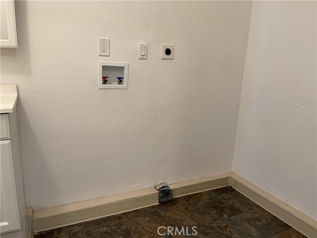 Foto del edificio - 7760 Aspen Ave