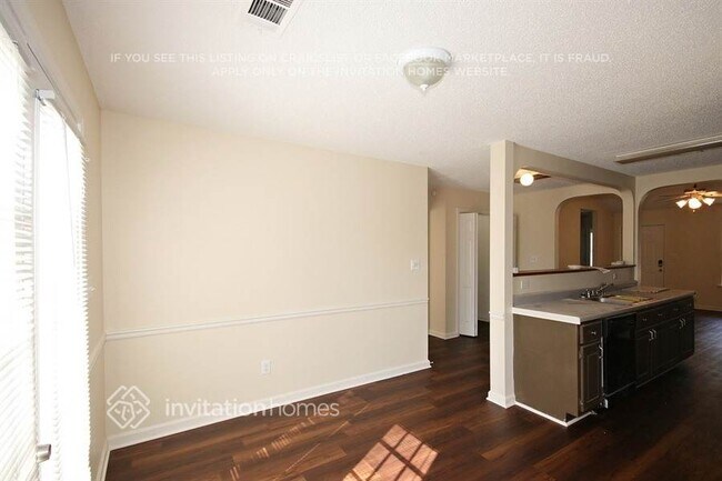 Building Photo - 1406 N Hampton Dr