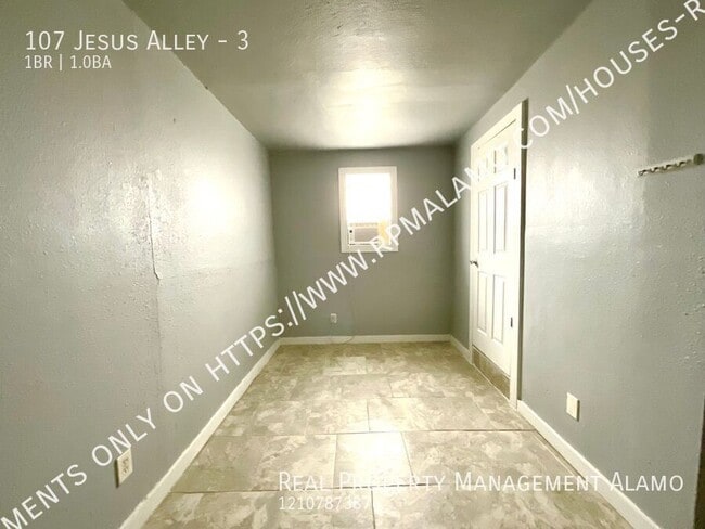 Building Photo - 107 Jesus Alley