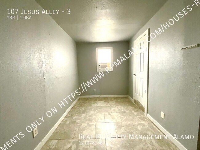 Foto del edificio - 107 Jesus Alley