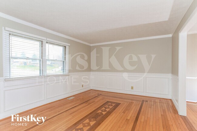 Building Photo - 5873 Gilmore Dr