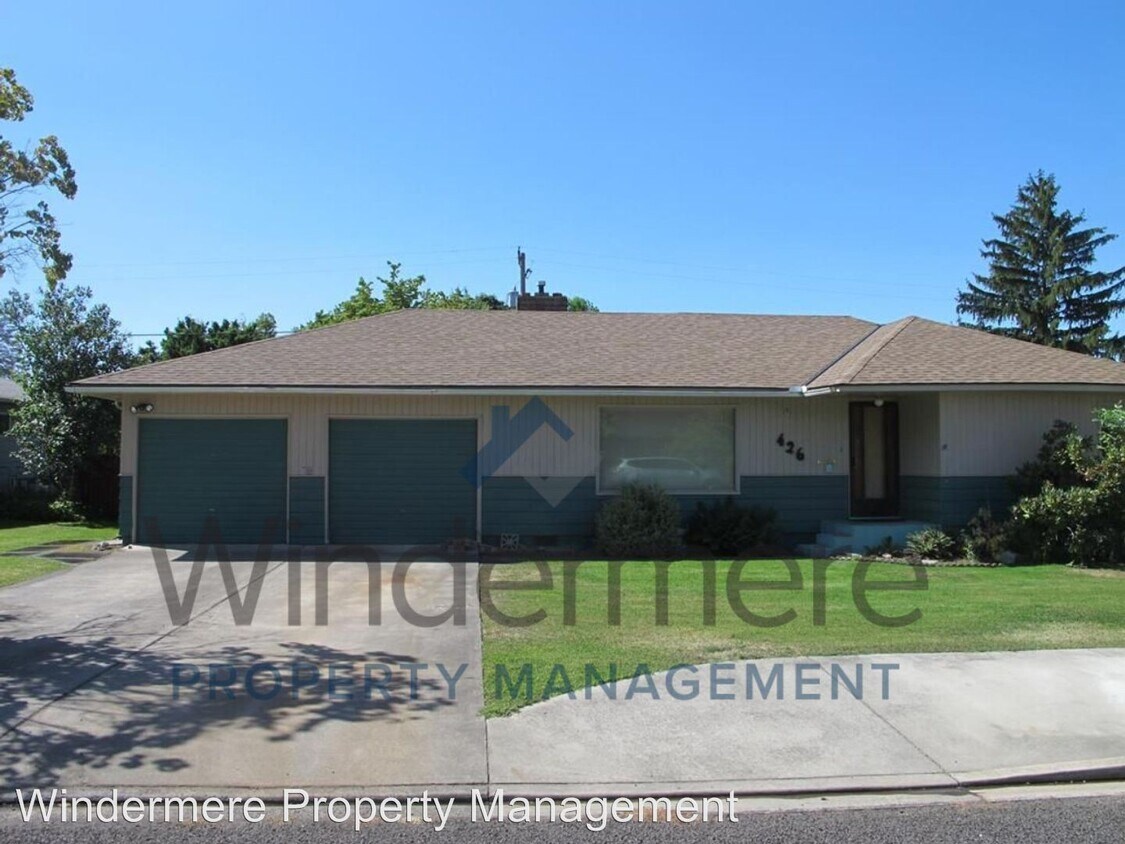 Primary Photo - 426 Mountain View Dr
