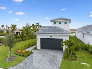 Building Photo - 12442 SW Lunata Way