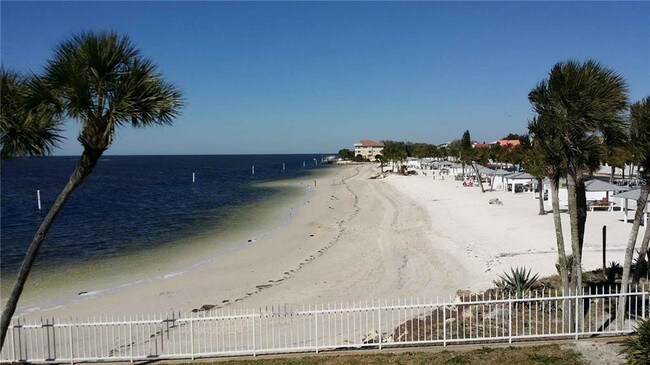 Foto del edificio - 4905 Galleon Ct