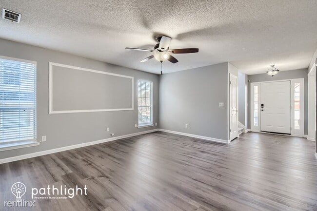 Building Photo - 4 br, 2.5 bath House - 436 Gresham Drive UNIT