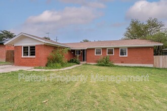 Building Photo - 1703 Pecos St