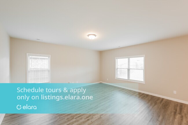 Building Photo - 118 HOLLY FERN DR
