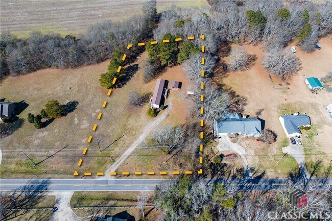 Building Photo - 1211 Old Bishop Rd